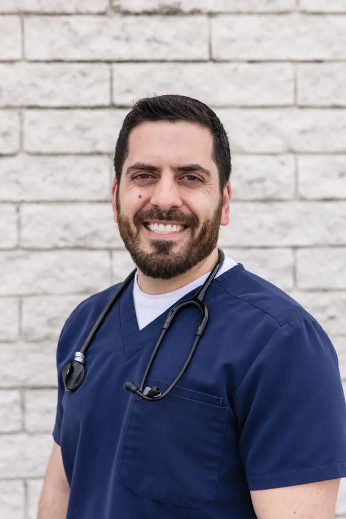 Dr. Ryan Beizavi of Essex Middle River Veterinary Center